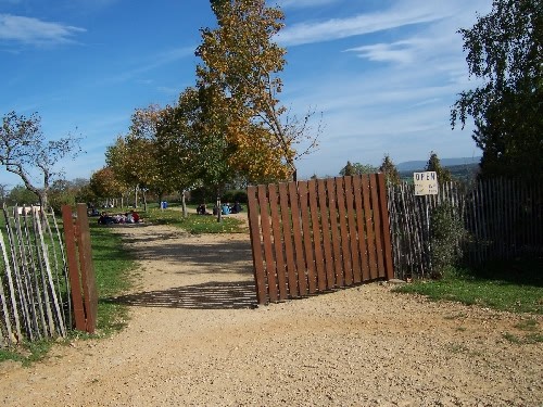 Quelle Tal der Stille Source St Etienne Taize